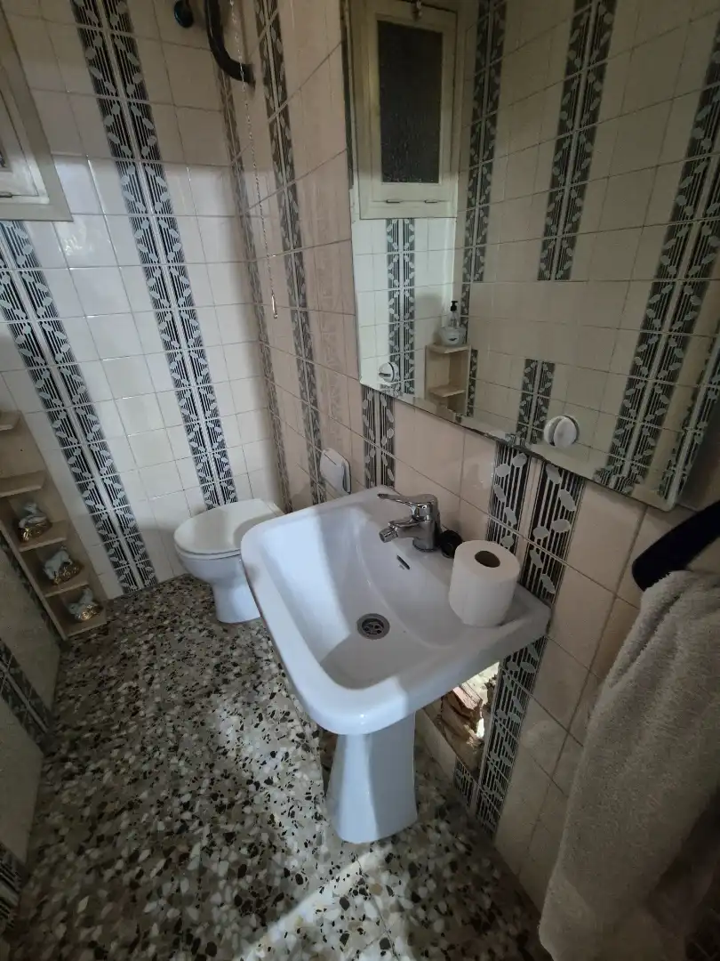 Badezimmer von Wohnung zur Miete in Elche / Elx mit Klimaanlage, Möbliert und Ofen