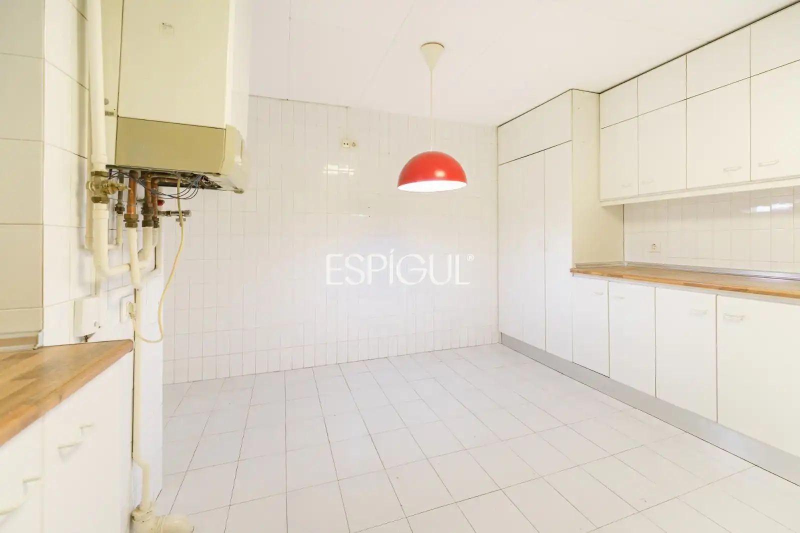 Cocina de Piso en venta en Barcelona con Calefacción, Parquet y Terraza