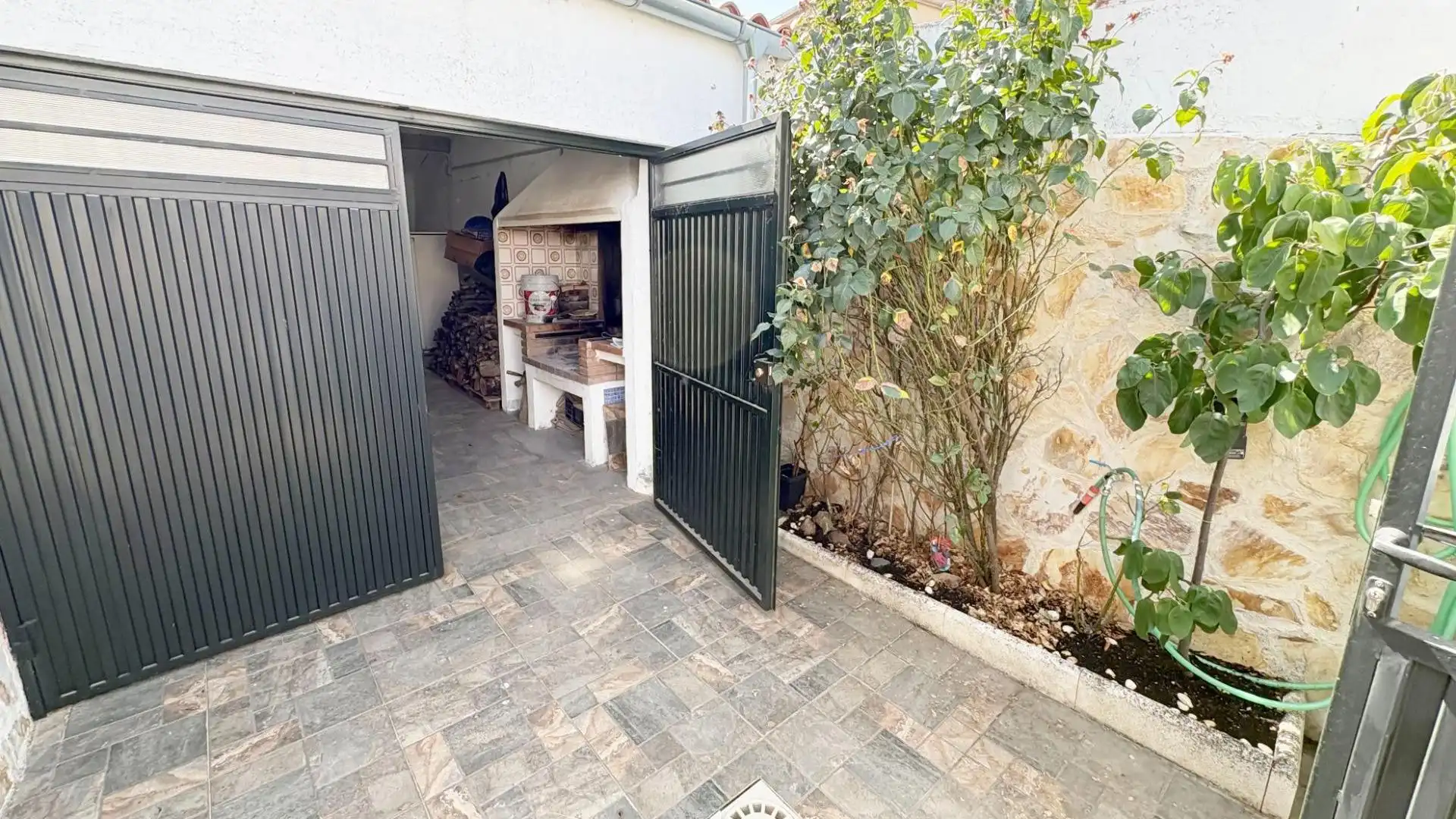 Terrassa de Casa o xalet en venda en Pedrosillo de los Aires amb Calefacció i Moblat
