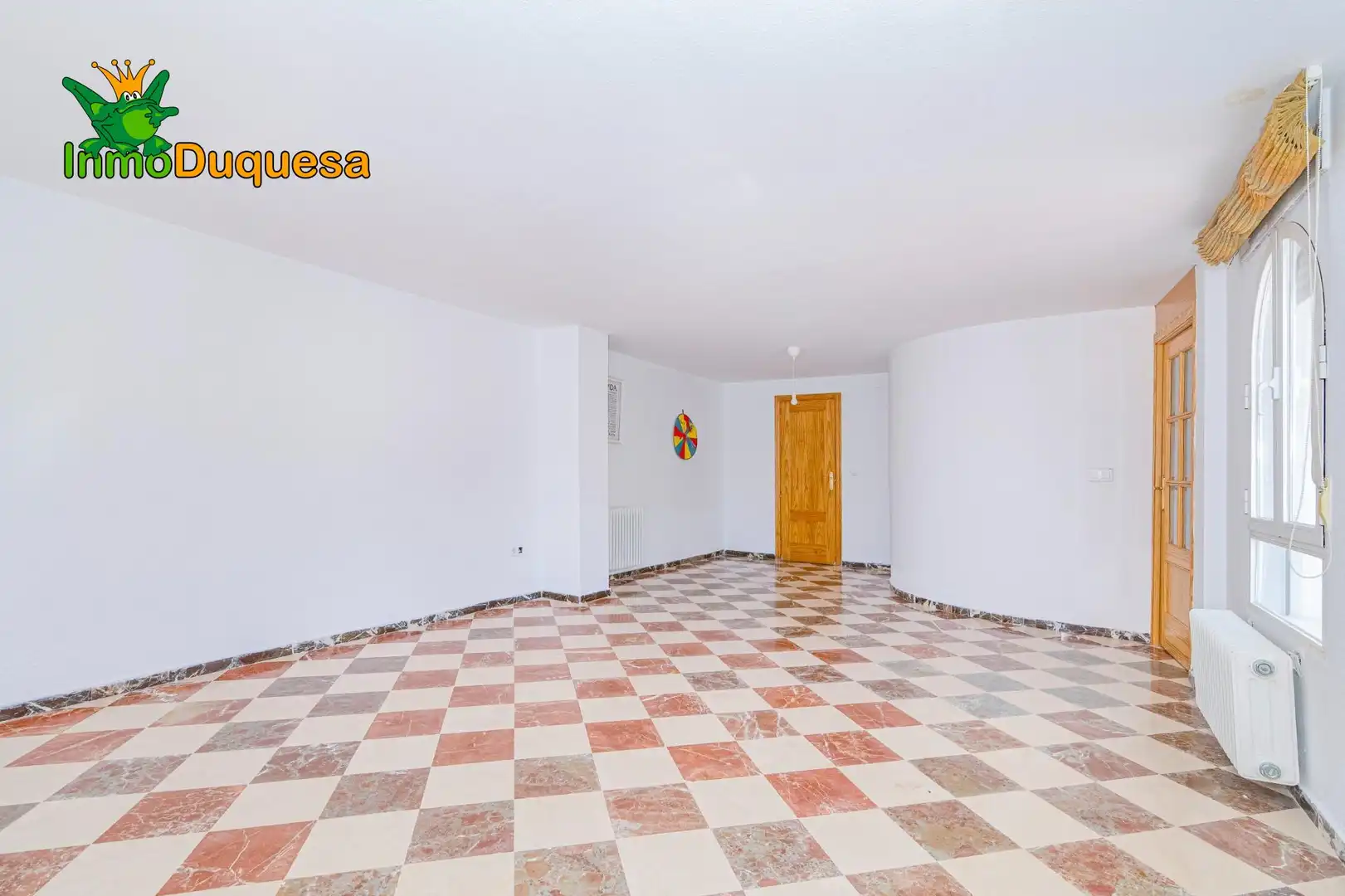 Casa adosada en venta en Gójar con Calefacción y Terraza