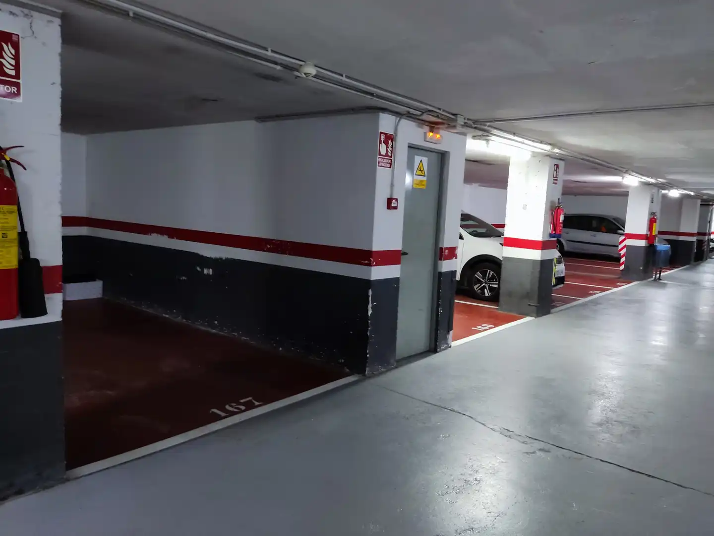 Einzelparkplatz mit Aufzug zur Miete in Carrer del Cardenal Reig 13, imagen 8
