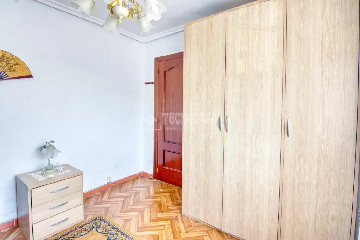 Piso en venta en Alisal - San Román