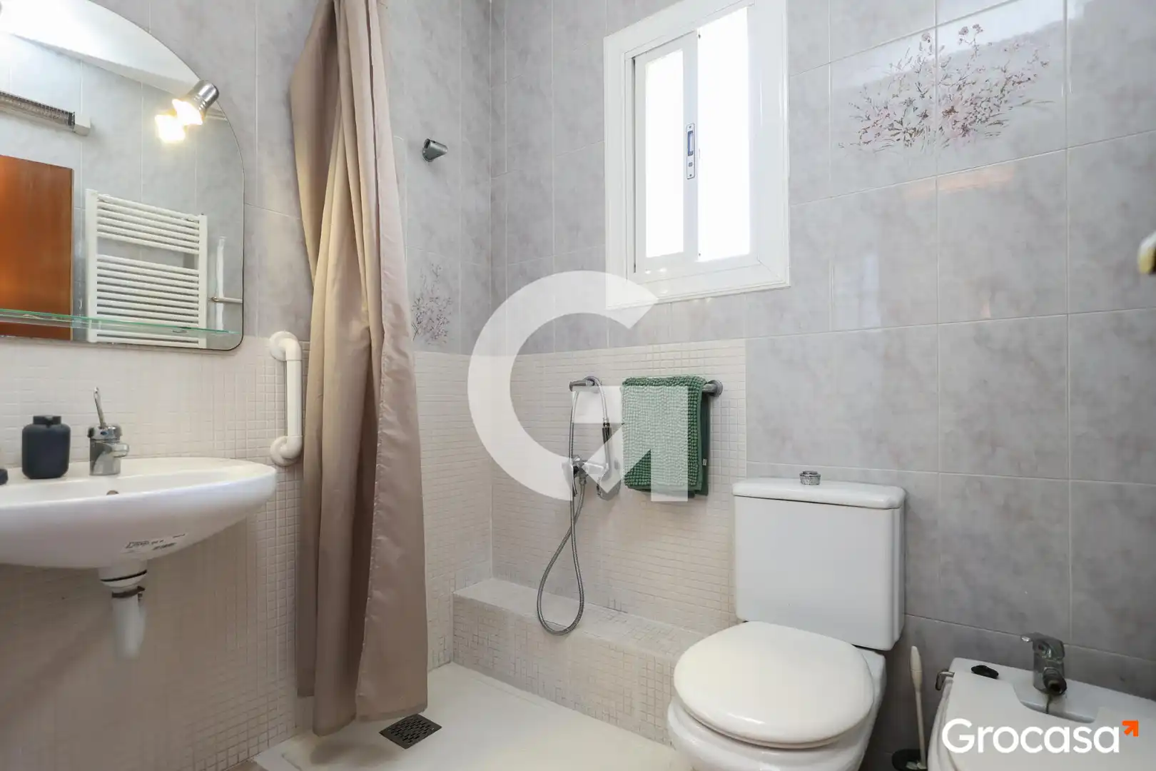 Ático en venta en CL LLANÇA DE, La Torrassa