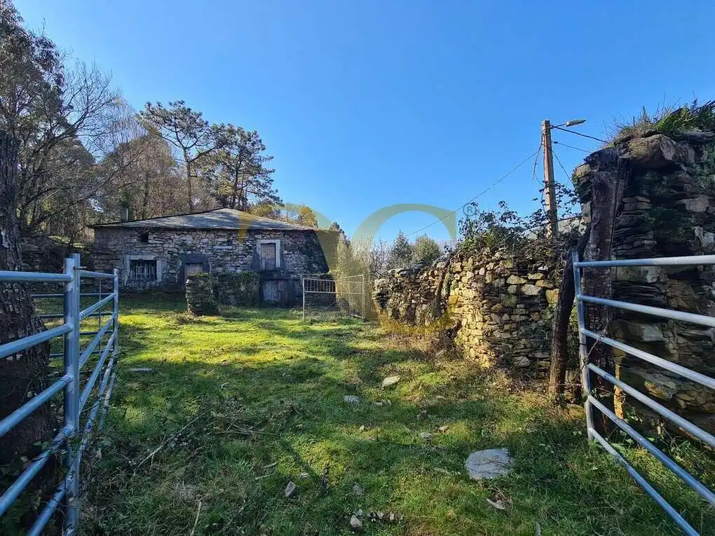 Casa o xalet en venda en Villayón amb Jardí privat
