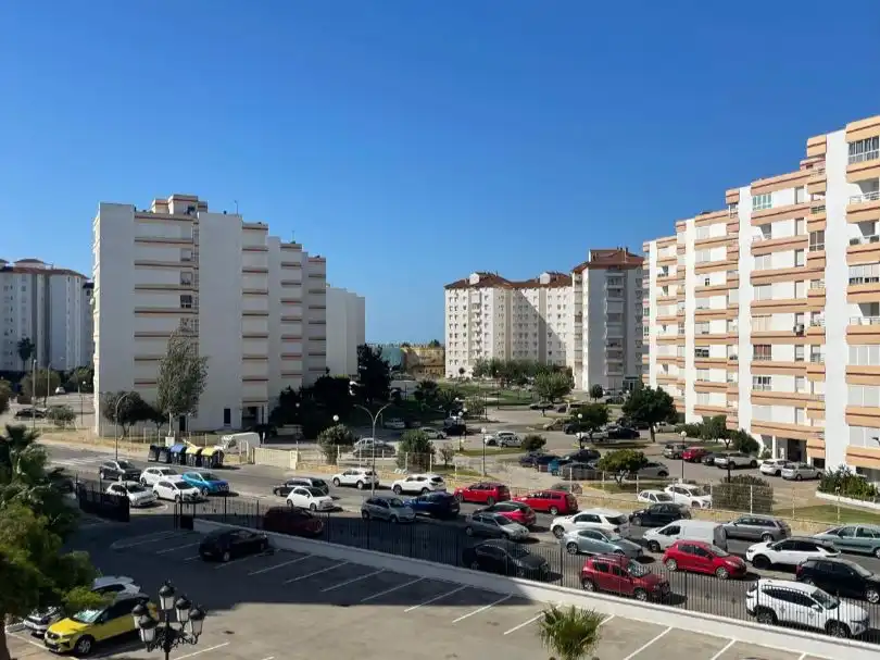 Vista exterior de Pis en venda en El Puerto de Santa María amb Terrassa i Balcó