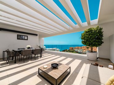 Ático con piscina en venta en Las Gaviotas  - Carvajal