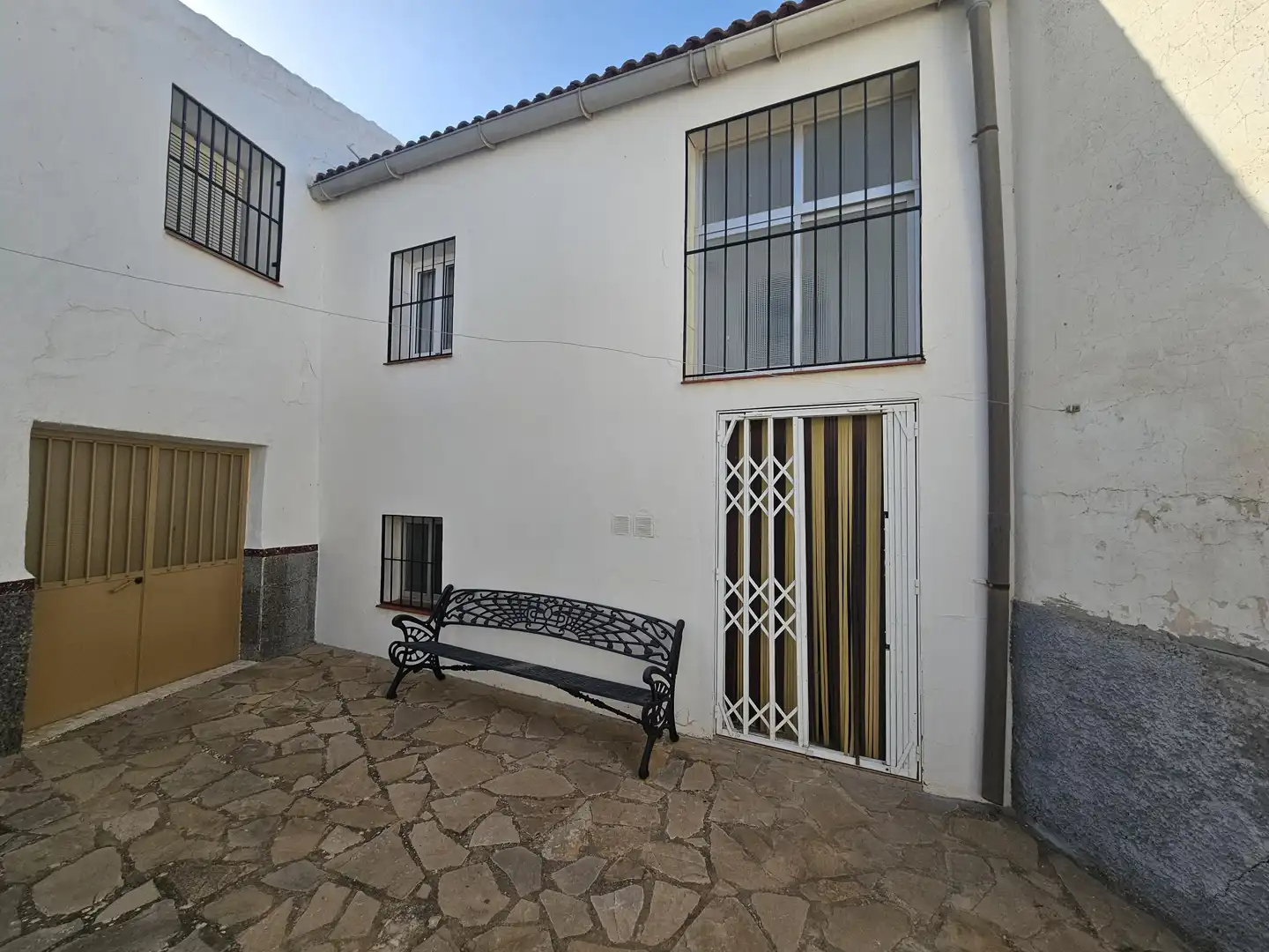 Vista exterior de Casa o chalet en venta en Serrato
