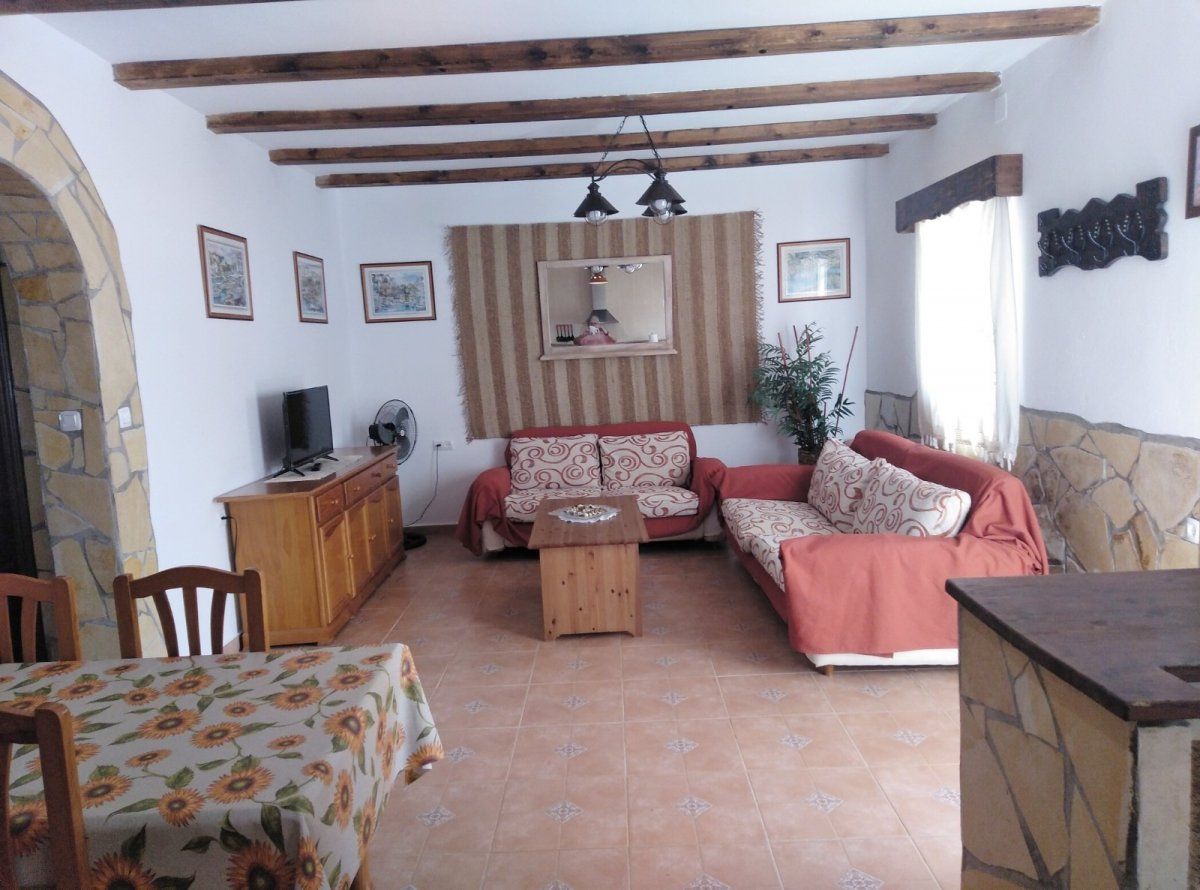 Sala d'estar de Casa o xalet en venda en Chiclana de la Frontera amb Jardí privat, Terrassa i Piscina