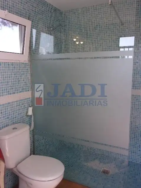 Bany de Casa o xalet en venda en Valdepeñas amb Aire condicionat, Calefacció i Traster