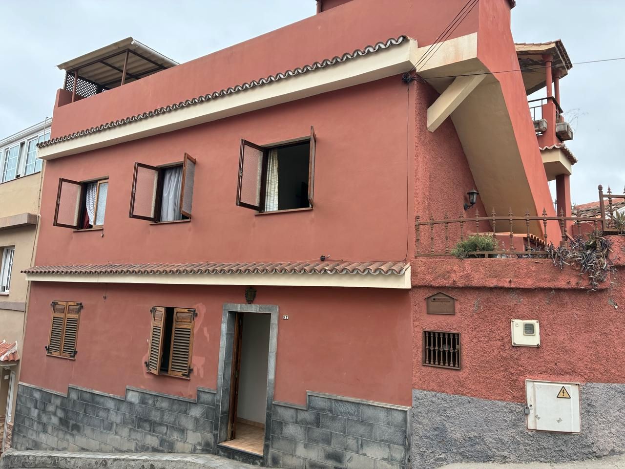 Exterior view of Single-family semi-detached for sale in Puerto de la Cruz  with Terrace, Furnished and Balcony