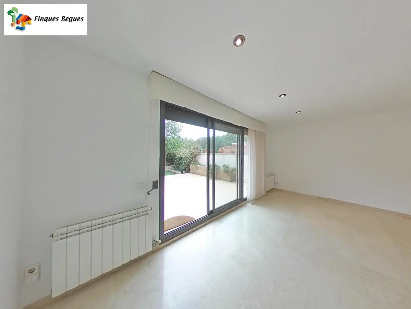 Garden of Detached homes for sale in Begues  with Air Conditioner, Heating and Private garden