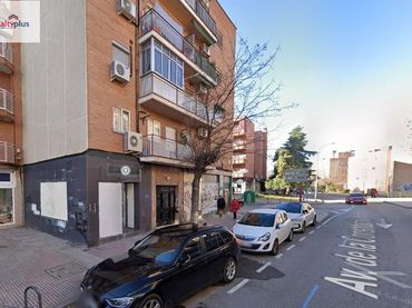 Locale commerciale in vendita a Coslada pueblo
