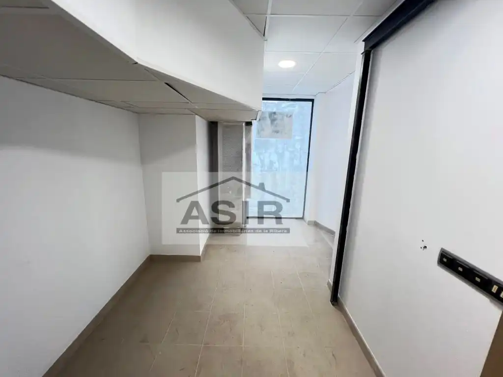 Business premises for sale in Josep Melcior Gomeis, imagen 37