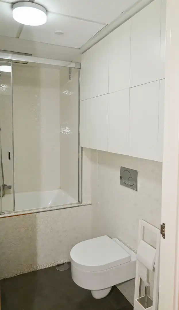 Baño de Apartamento en venta en Cáceres con Aire acondicionado, Trastero y Amueblado