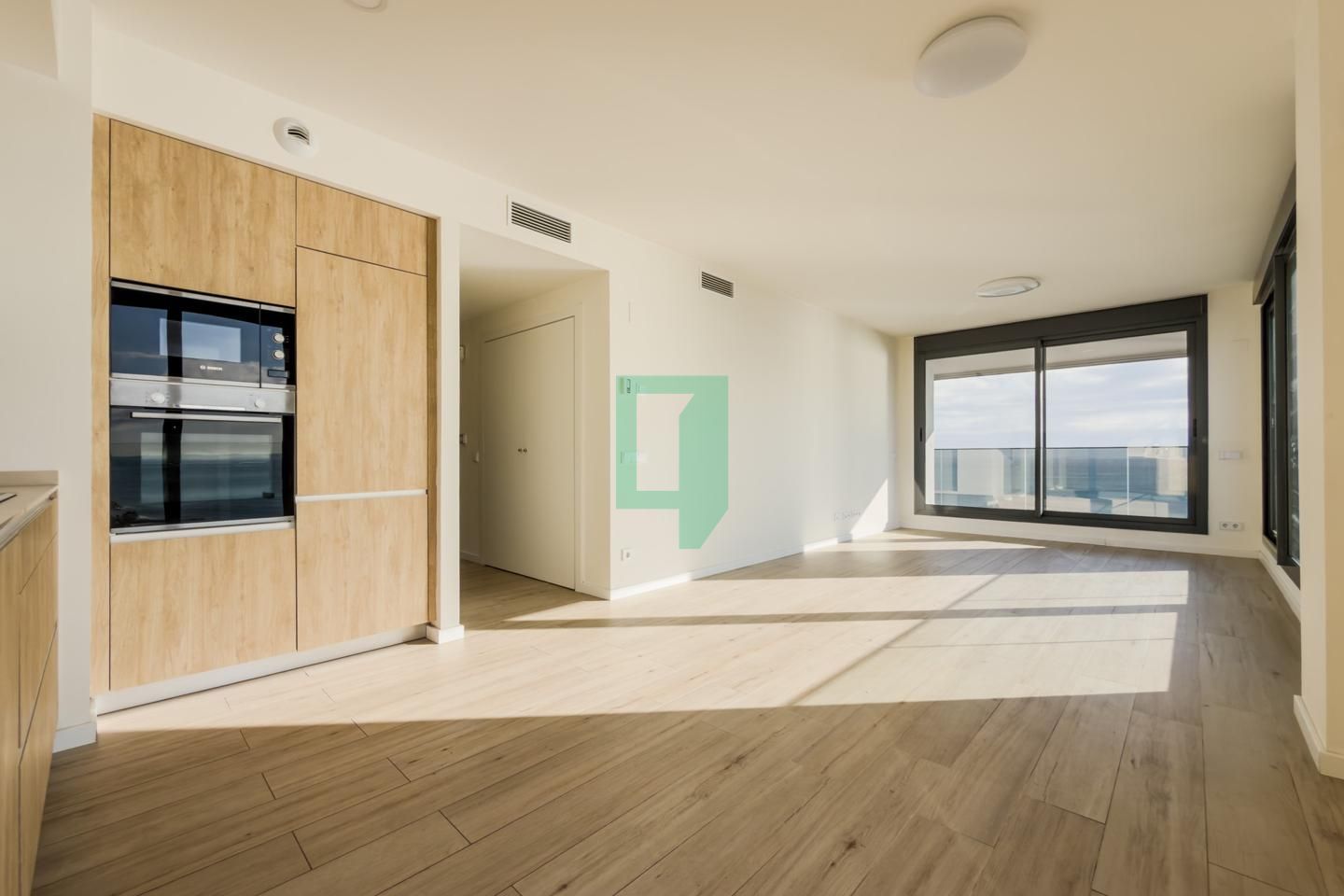 Flat for sale in Badalona  with Air Conditioner, Heating and Terrace