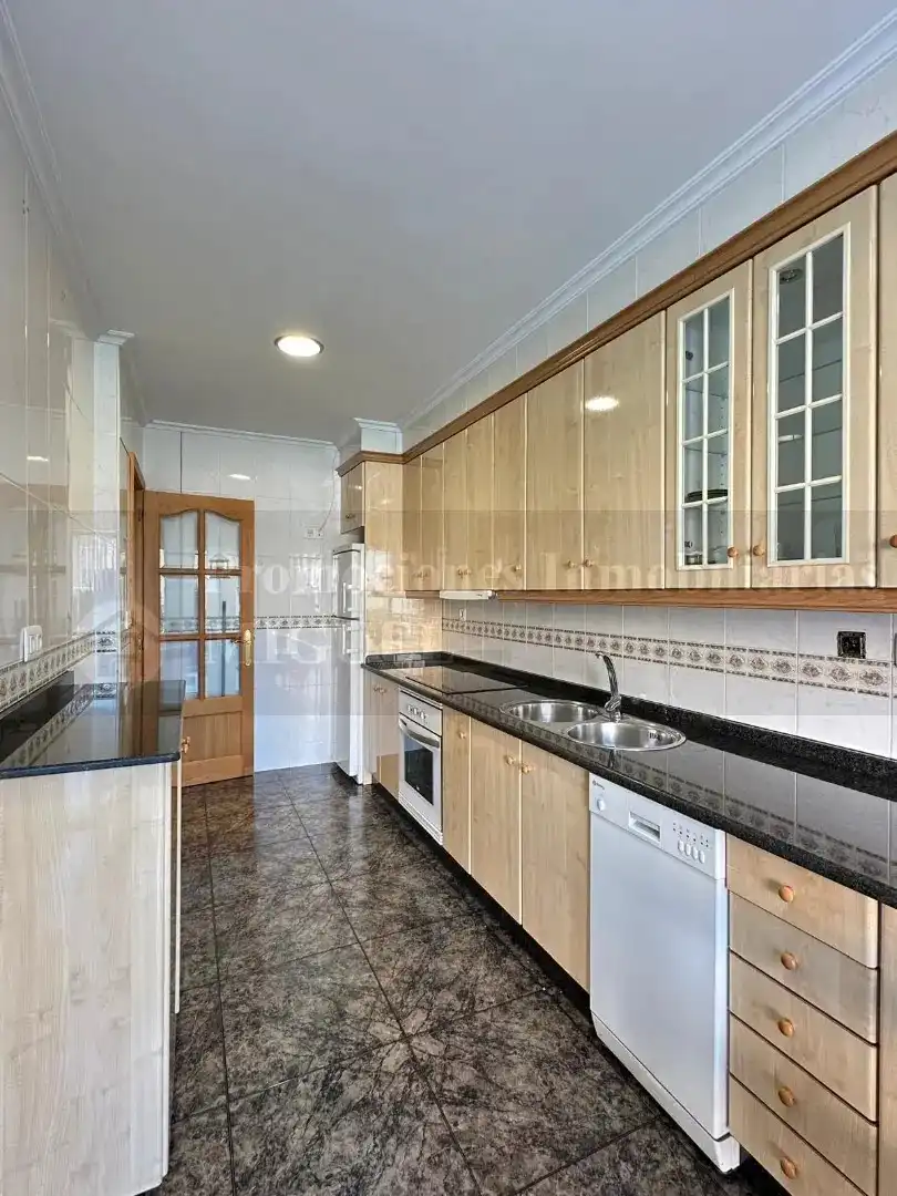 Apartamento con ascensor en venta en Verín, imagen 3