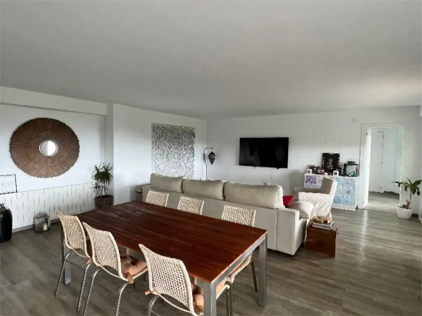 Comedor de Piso de alquiler en Castelldefels con Aire acondicionado, Trastero y Piscina