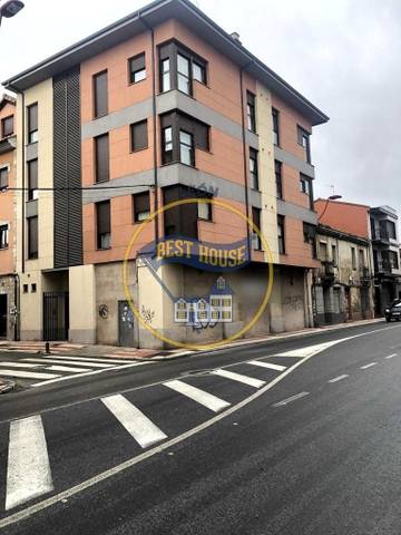 Local comercial en Venta en Trobajo del Camino