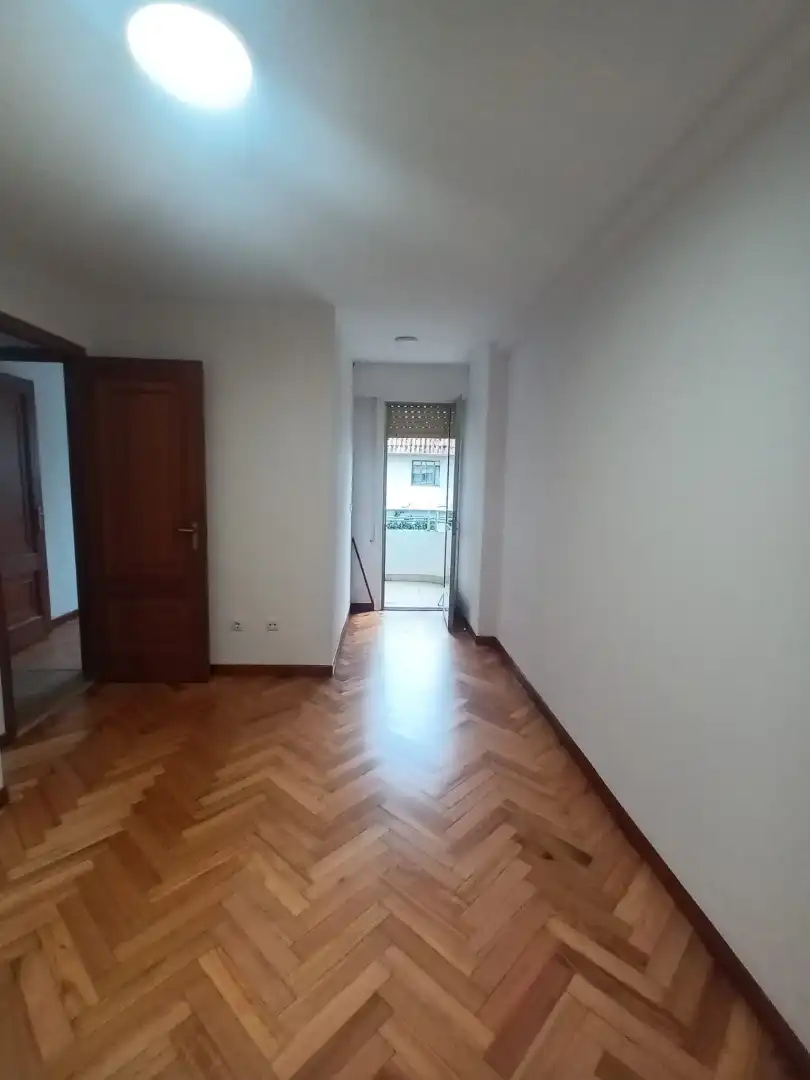 Flat for rent in Vigo , Pontevedra