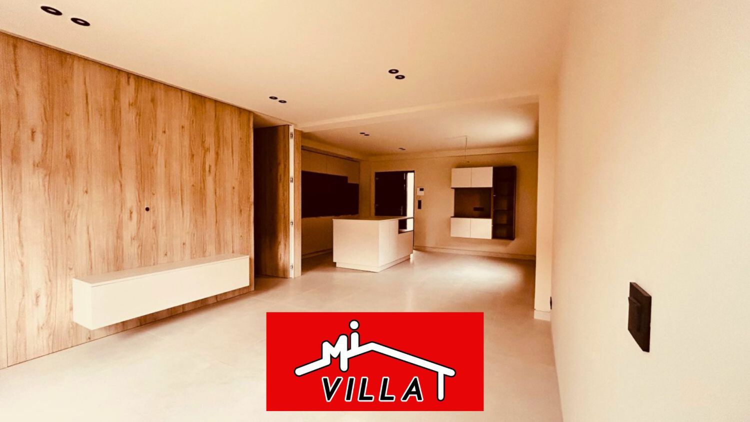 Sala d'estar de Planta baixa en venda en Los Corrales de Buelna  amb Calefacció i Terrassa