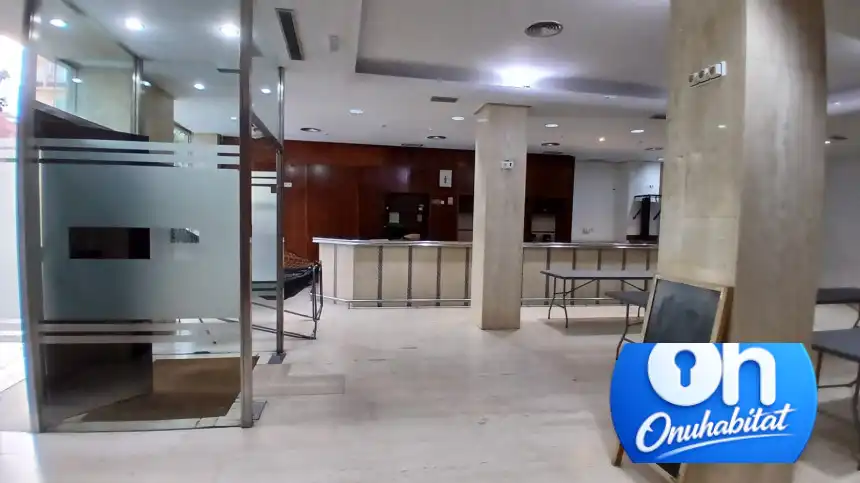Business premises for sale in Calle Maestra Aurora Romero, imagen 8