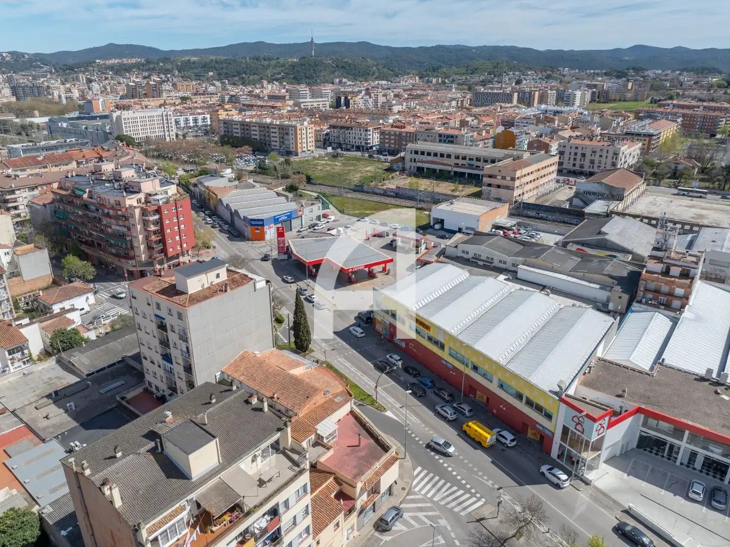 Exterior view of Industrial buildings for rent in Girona