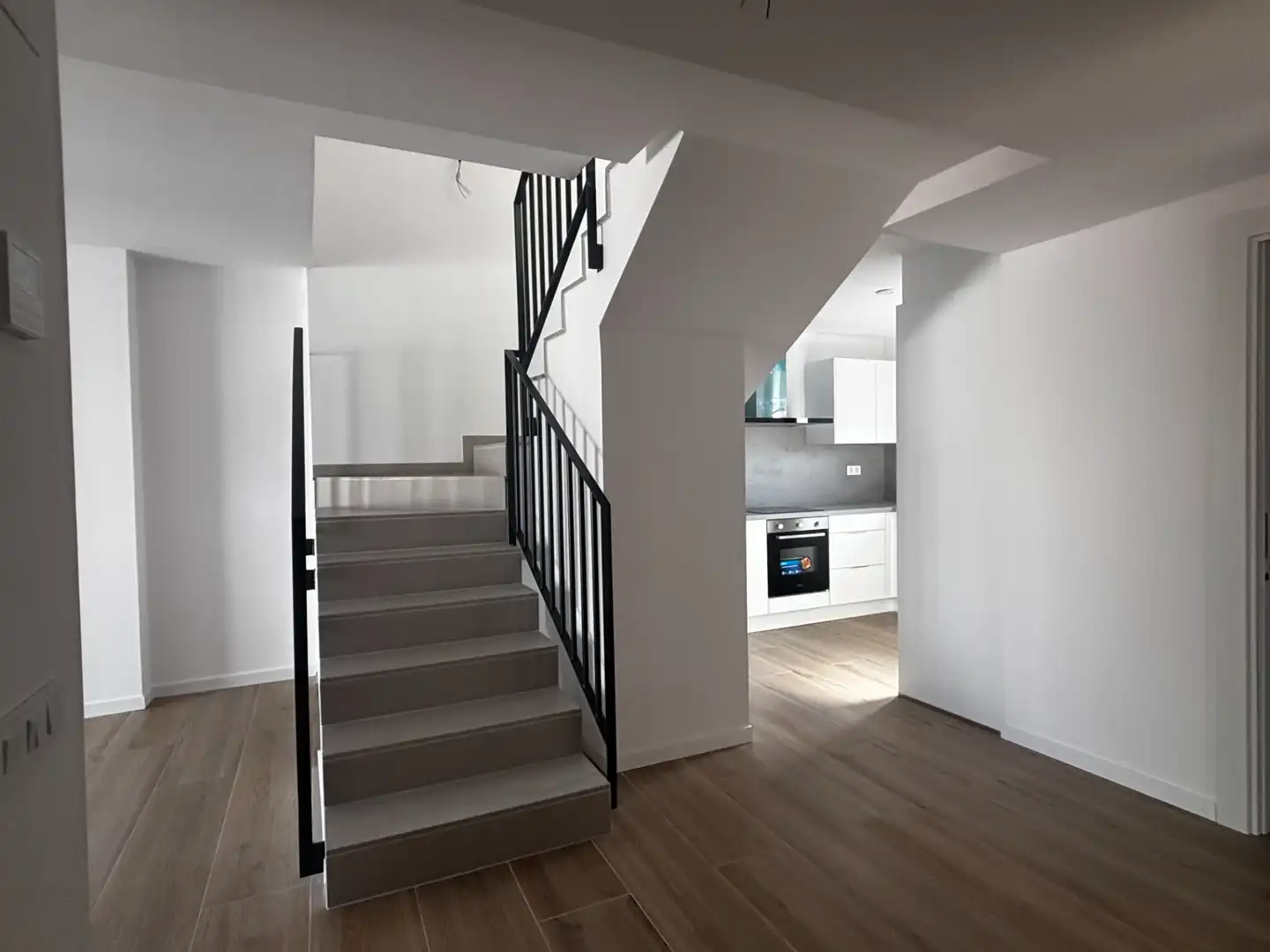 Dúplex con balcón en venta en Carrer de Linné 5, imagen 2
