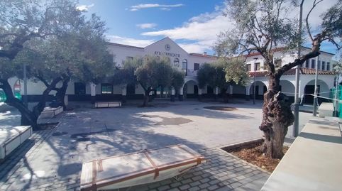 Foto 4 de Casa adosada en venda a Avenida del Aljarafe, 98, Centro, Bormujos