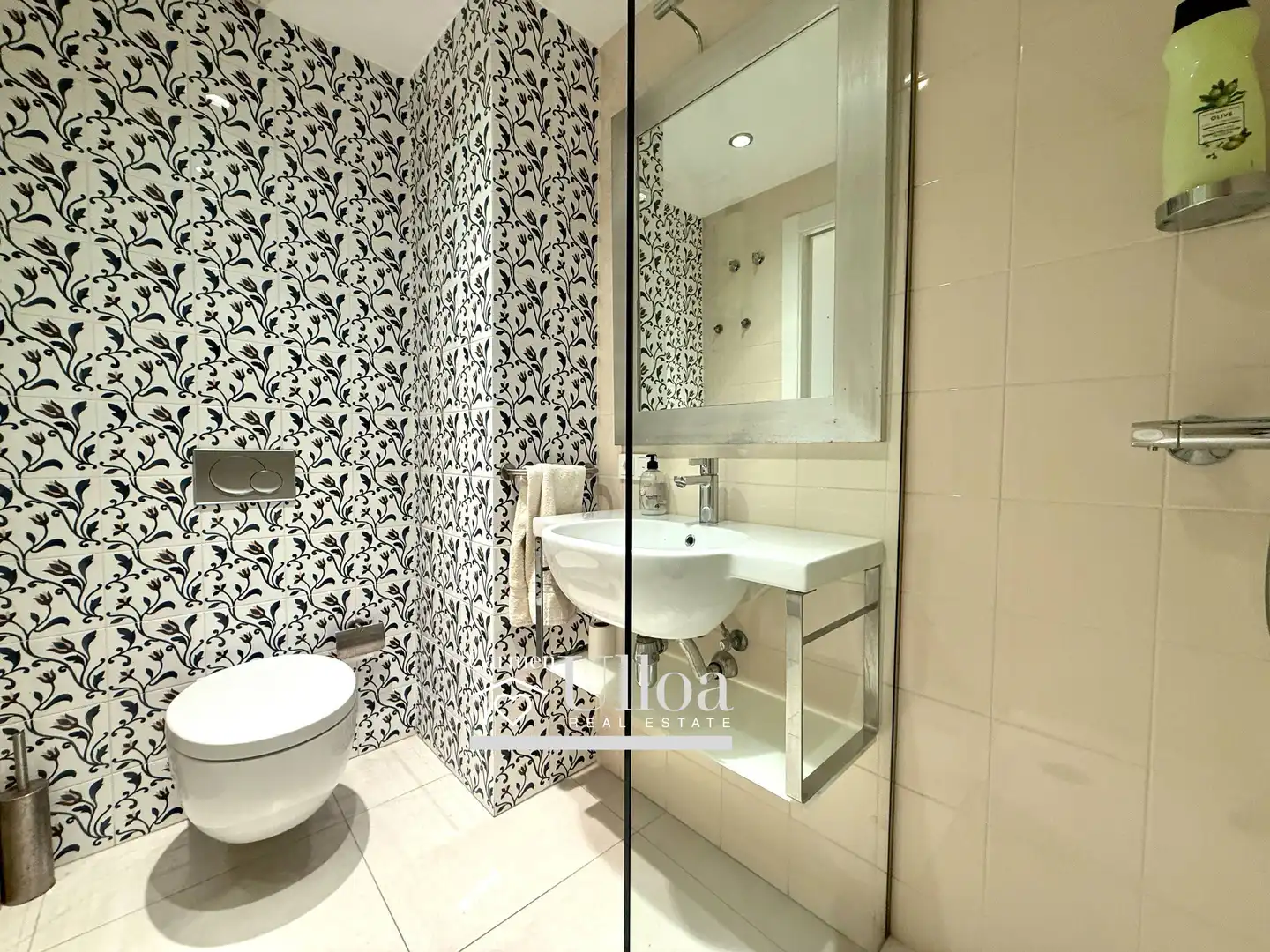 Bany de Apartament en venda en Alicante / Alacant amb Aire condicionat, Calefacció i Jardí privat