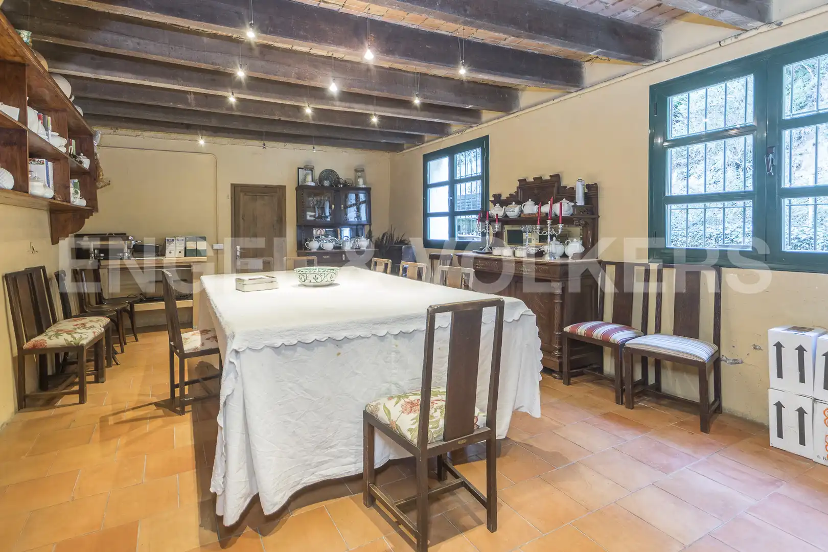 Comedor de Finca rústica en venta en Sant Cebrià de Vallalta con Calefacción, Jardín privado y Terraza
