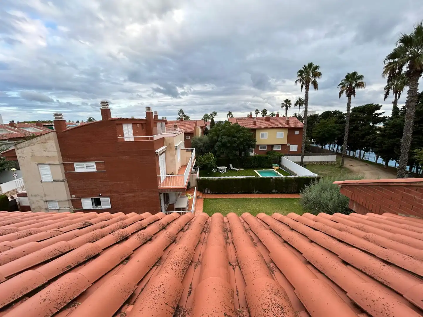 Vista exterior de Casa adosada en venda en Altafulla amb Calefacció, Terrassa i Moblat