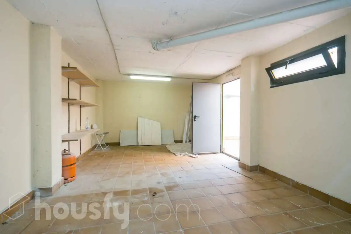 Commercial properties for sale in Passeig, Poble - Casc Antic