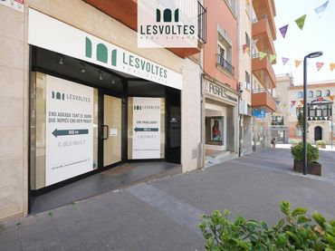 Locale commerciale in affitto a Dels Valls