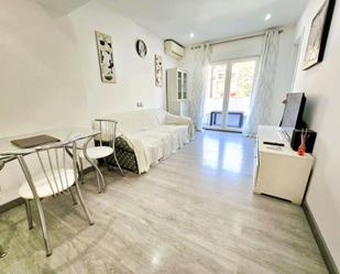 Exterior view of Flat for sale in  Valencia Capital  with Air Conditioner, Heating and Balcony