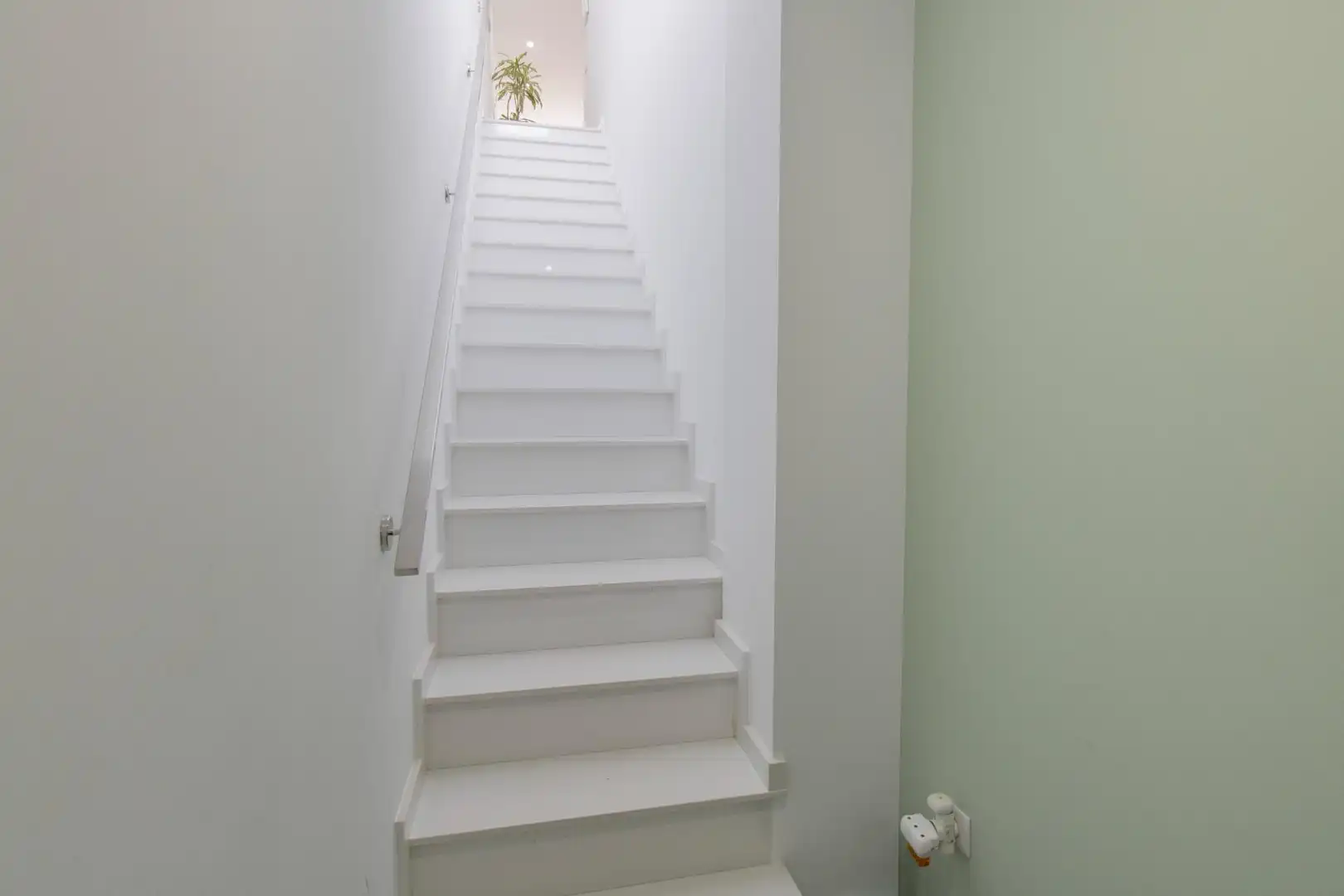 Attic for sale in Rafelbuñol / Rafelbunyol  with Air Conditioner, Terrace and Storage room