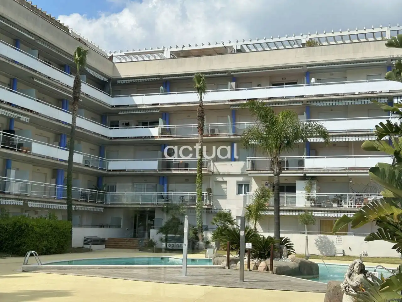 Apartamento con terraza en venta en Avenida port canigó, imagen 14
