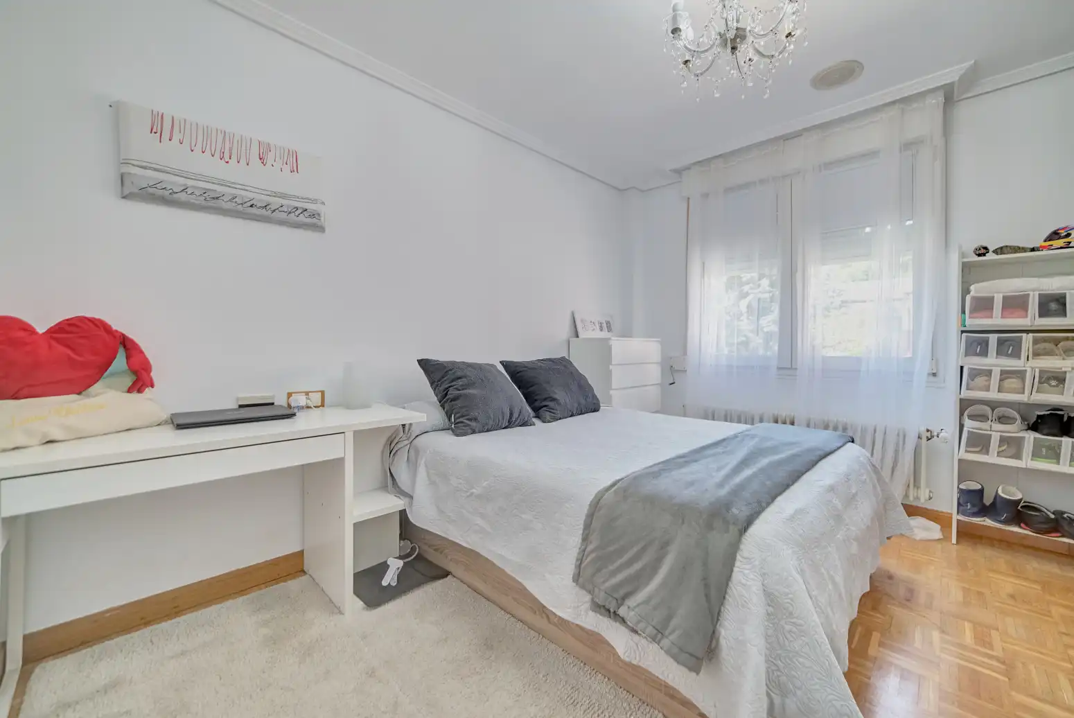 Habitación de Casa adosada en venta en Ezcabarte con Calefacción, Jardín privado y Parquet