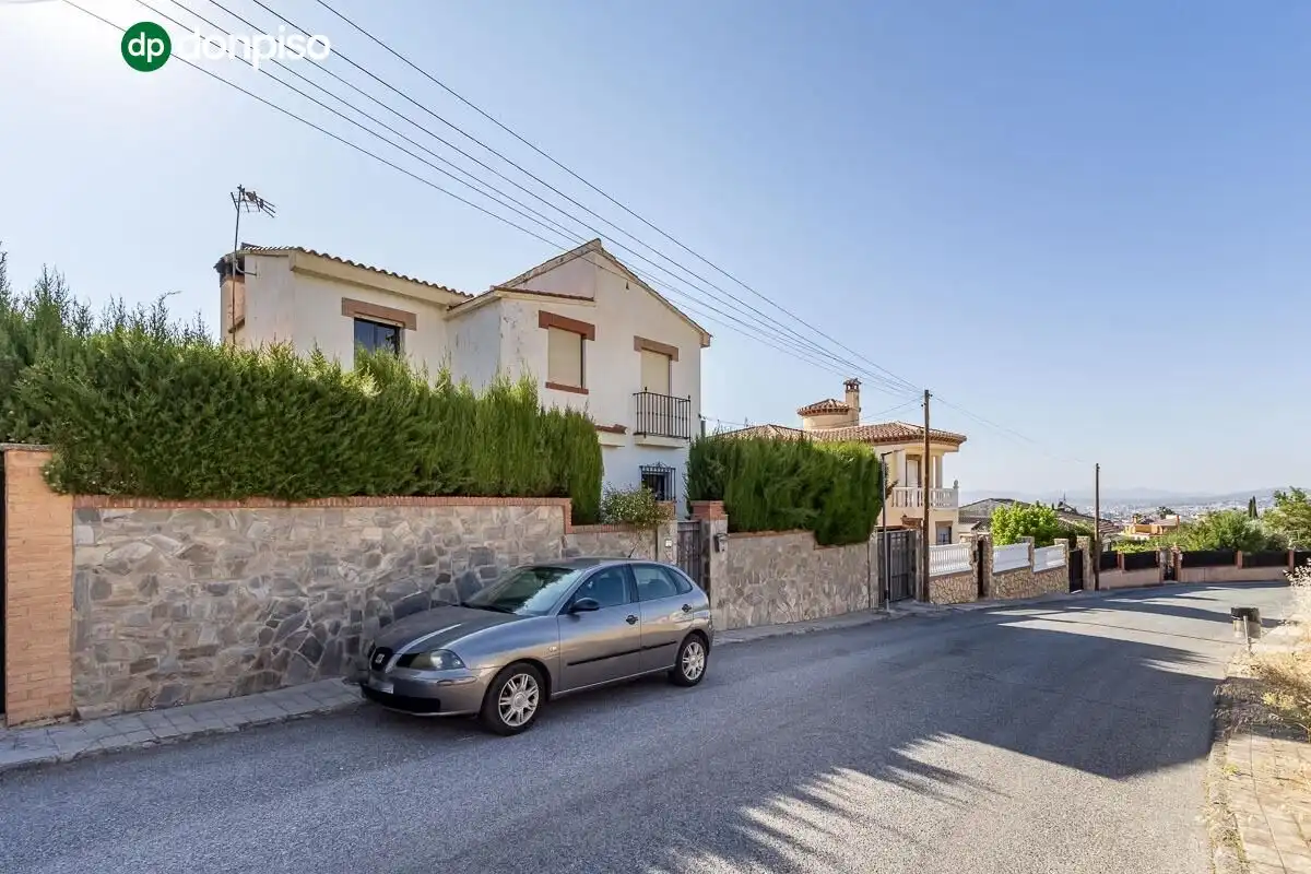 Chalet con piscina en venta en Gójar, imagen 14