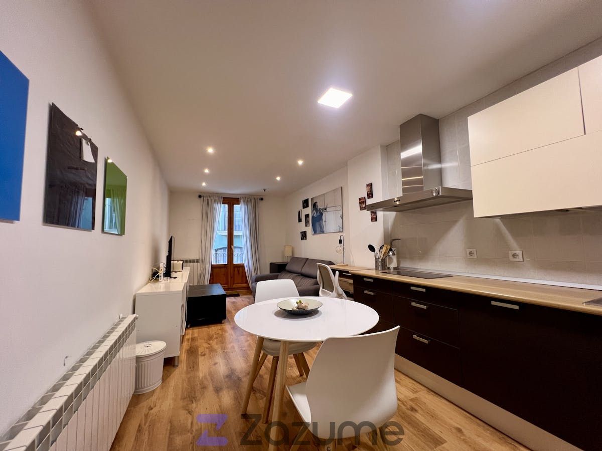 Exterior view of Flat to rent in  Pamplona / Iruña  with Heating, Parquet flooring and Furnished