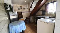 Cuina de Casa o xalet en venda en Siero amb Piscina