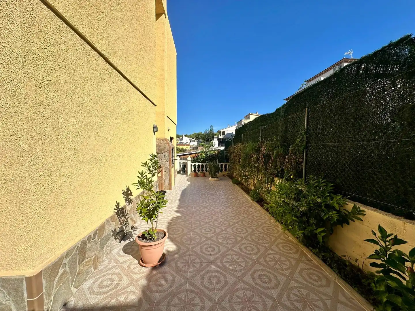 Exterior view of Houses for sale in El Vendrell  with Private garden, Terrace and Storage room