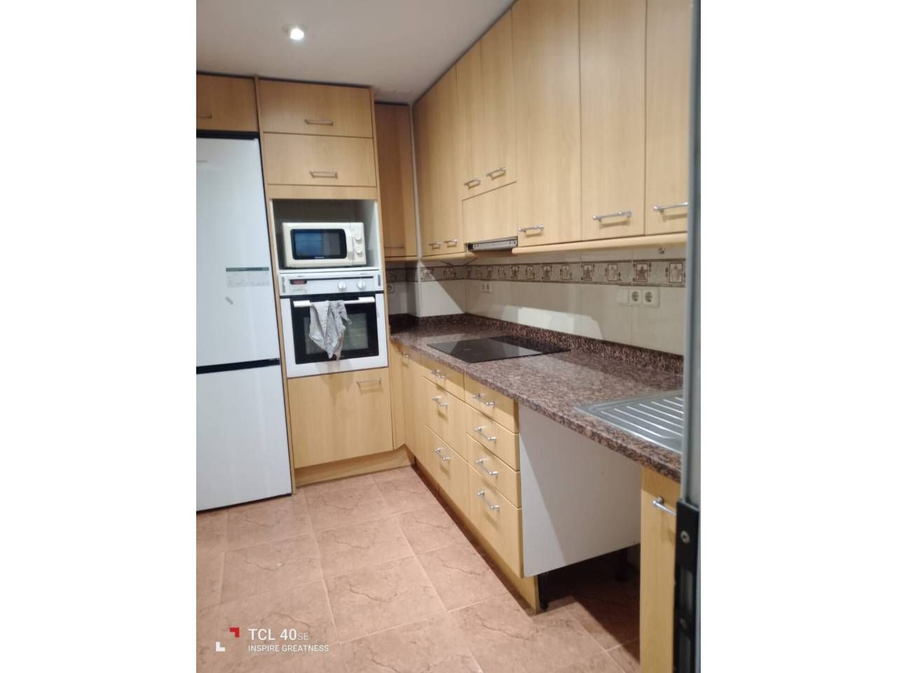 Cuina de Pis en venda en Girona Capital amb Calefacció i Balcó