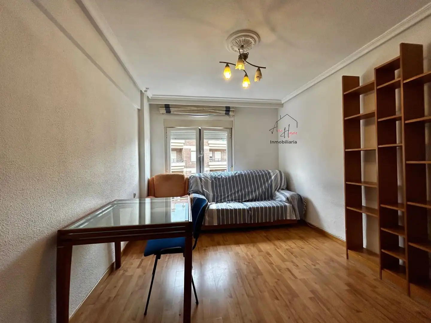 Living room of Flat for rent in Salamanca  with Heating, Furnished and Balcony