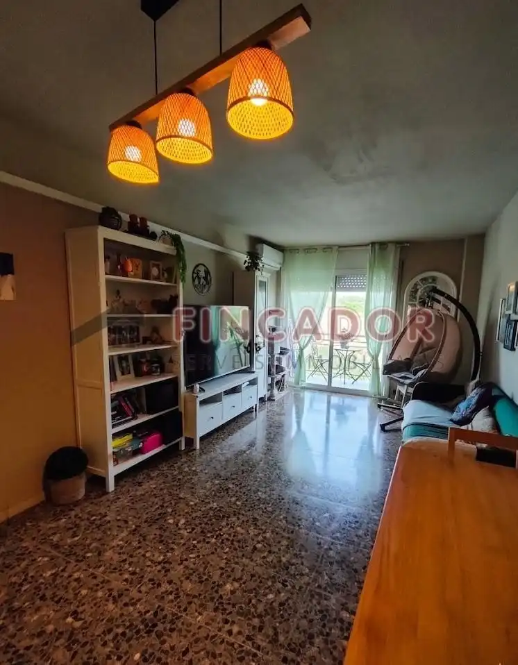 Sala d'estar de Pis en venda en Terrassa amb Aire condicionat, Calefacció i Parquet
