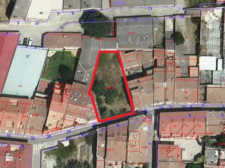 Terreny residencial en venda a Carrer de Sant Jaume 18