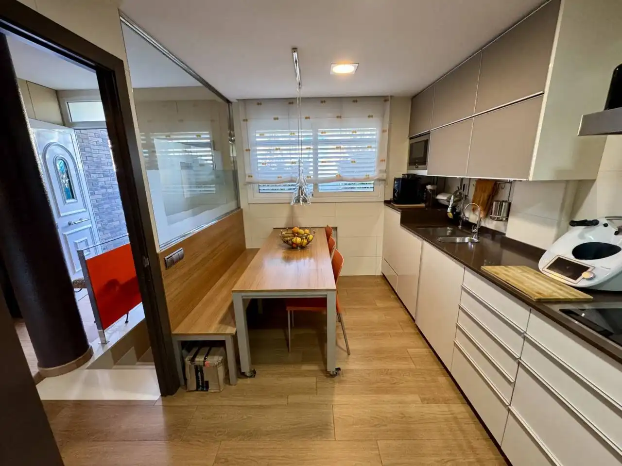 Kitchen of Houses for sale in Cerdanyola del Vallès  with Air Conditioner, Heating and Private garden
