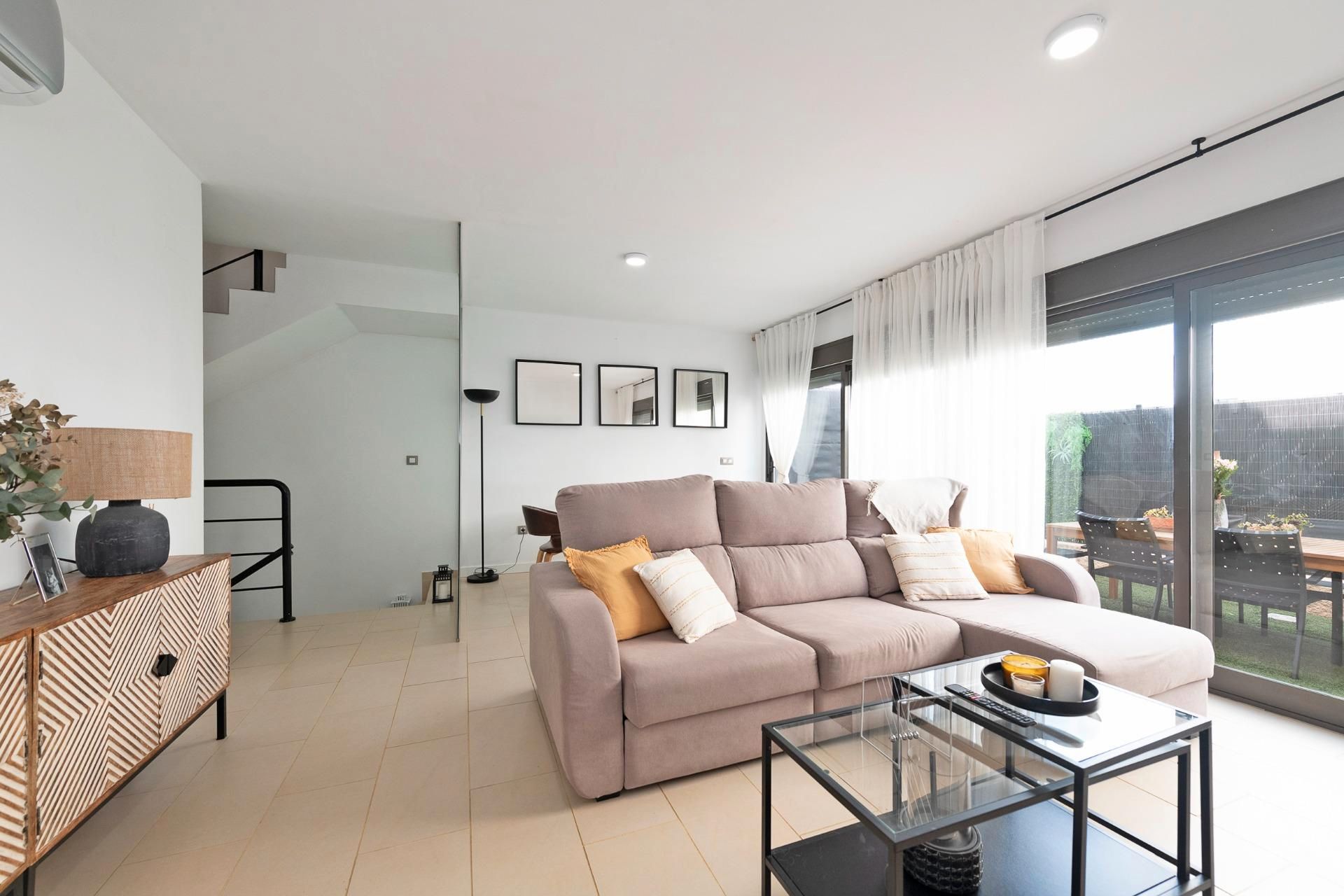 Casa adosada en venda a Calle Espliego, Chilches