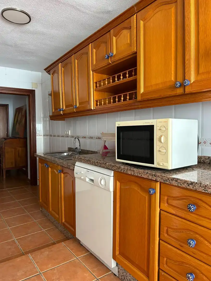 Cuina de Àtic de lloguer en Alicante / Alacant amb Aire condicionat, Calefacció i Terrassa