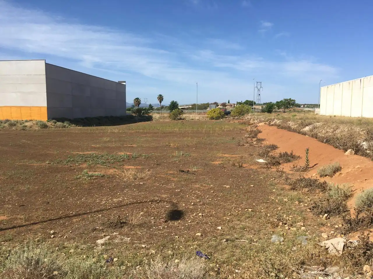 Terreny industrial en venda en Mollina