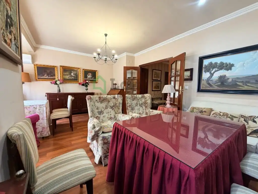 Piso con terraza en venta en Maria Auxiliadora - Barriada de Llera, imagen 2